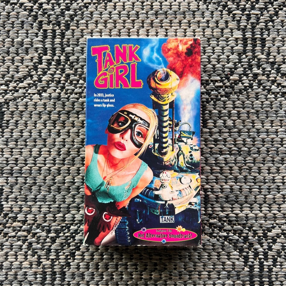 Tank Girl VHS Movie Adult MGM Multi Color 1995 Cult Classic Sci-Fi Lori Petty